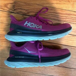 HOKA Mach 4 running shoes 9.5W festival fuchsia/black